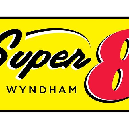 Super 8 By Wyndham City Of Мур Экстерьер фото